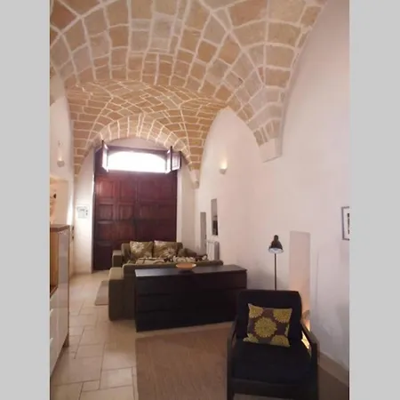 Casa Olympia, Villa